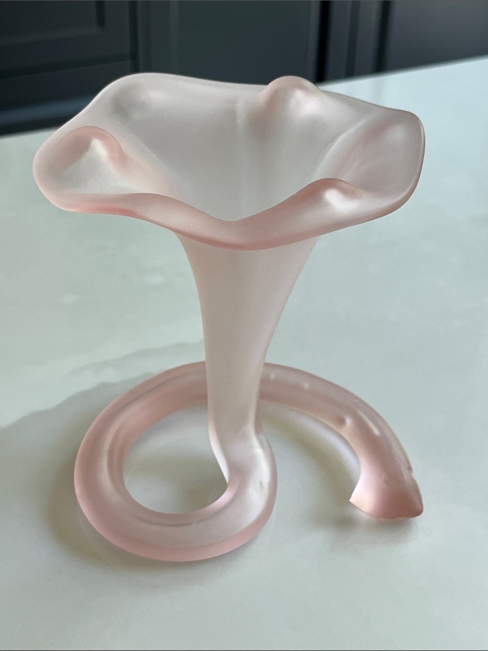 Stiver Italy Frosted Pink Lily Vase. Italian Matte Frosted Glass Vase. 1970. - Picture 4 of 8